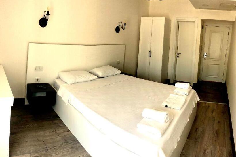 اتاق استاندارد, Victoria Hotel And Lounge