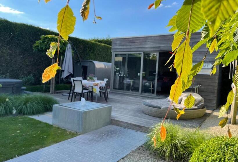 Номер Стандарт Внутренний, La Chambre Du Puits Avec 2 Jacuzzis , Sauna Et Hammam Privatif