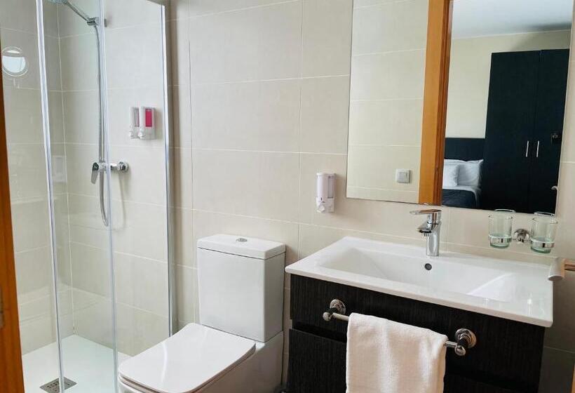 标准单人间, 6 Bis