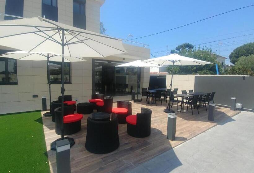 标准单人间, 6 Bis