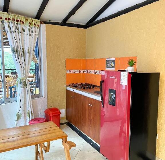 منزل 4 غرف نوم, Cabañas Lluvia De Oro