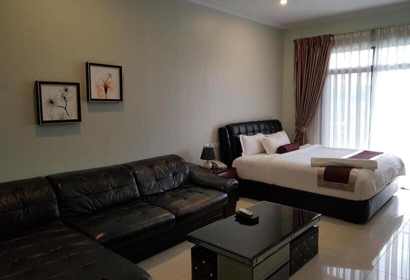 キングサイズベッドのスタンダードルーム, Lae City