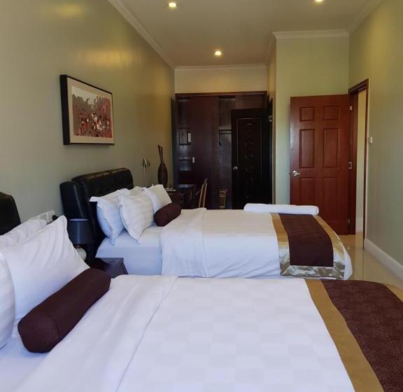 バルコニー付スイート, Lae City