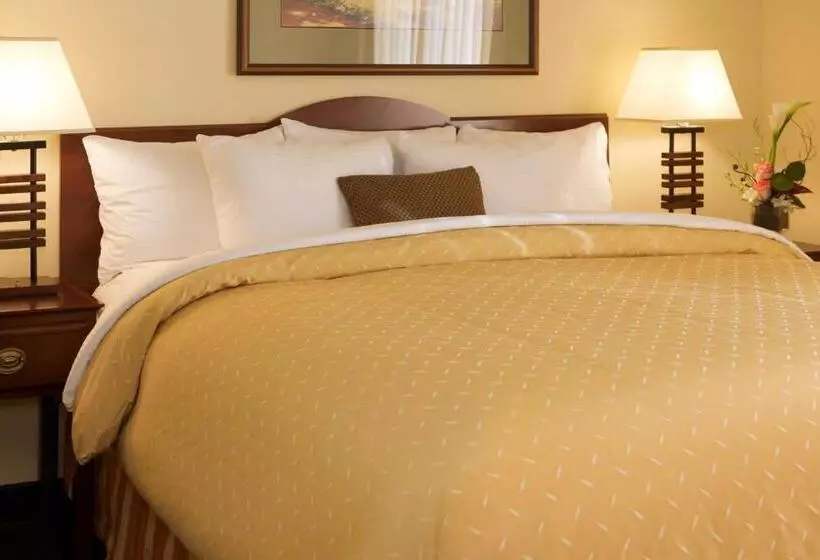 スイート, Larkspur Landing Extended Stay Suites Sacramento