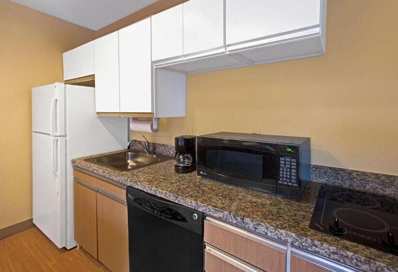 Номер Стандарт Адаптированный для Инвалидов, Mainstay Suites Detroit Auburn Hills