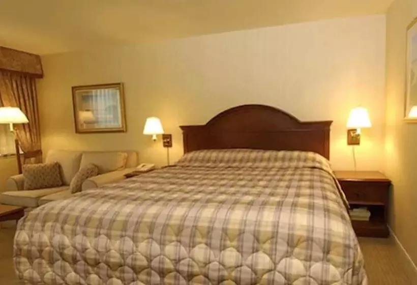 スタンダードルーム, Rockville Centre Inn