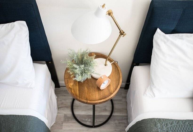 带2个双人床的标准工作室, The Carriage House At Strasburg