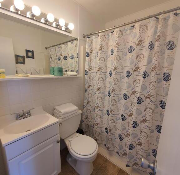 스위트, Cara Mara Resort