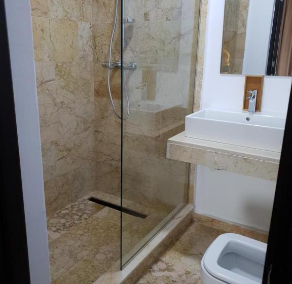 חדר סופריור, Aquamarine