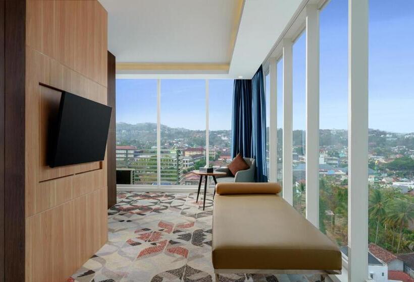 غرفة بريميوم, Golden Tulip Springhill Lampung