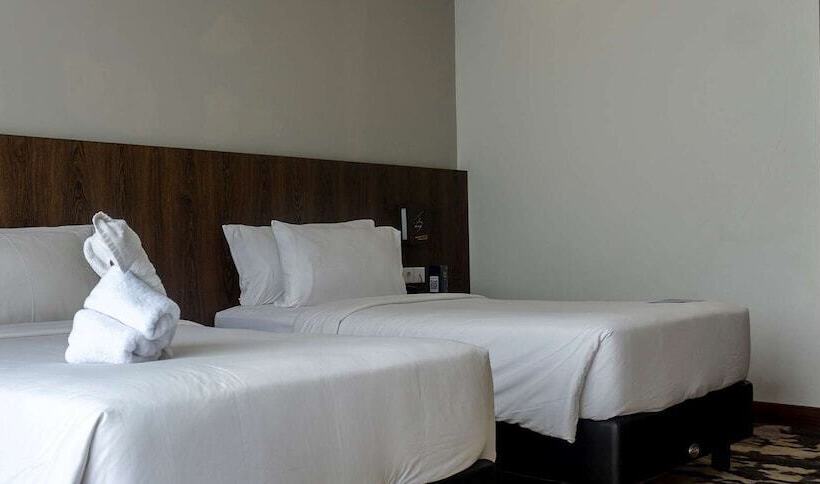 غرفة سوبيريور مطلة على المدينة, Golden Tulip Springhill Lampung