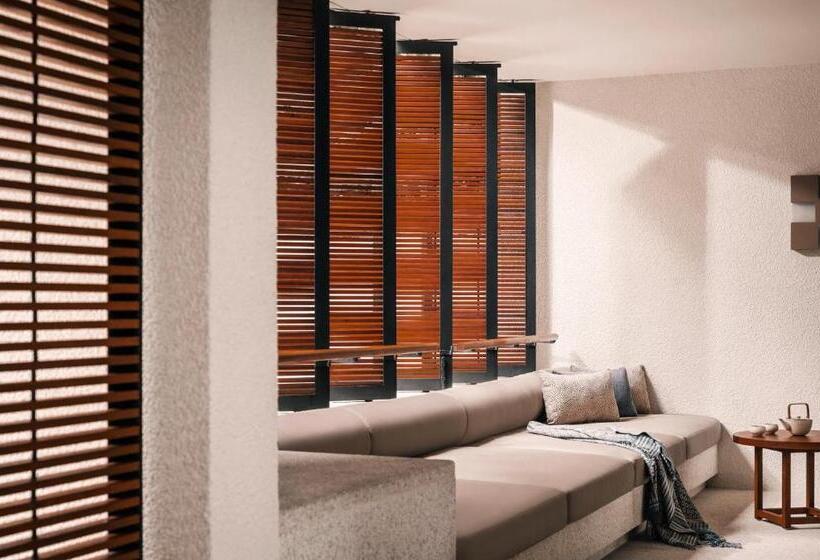 جناح, One&only Desaru Coast