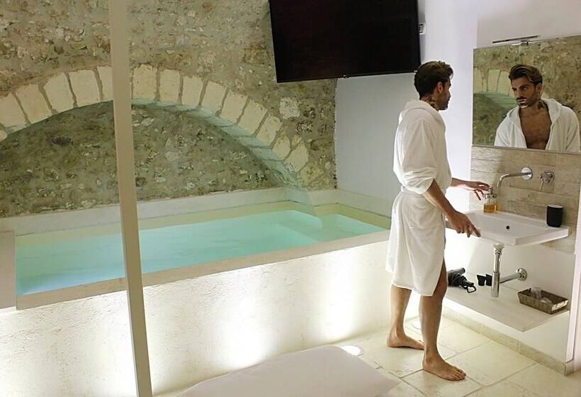 سوییت با استخر, Il Trappeto