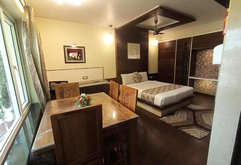 家庭套房, Beverly Villa