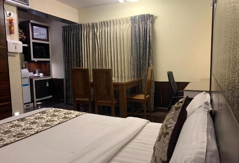 家庭套房, Beverly Villa