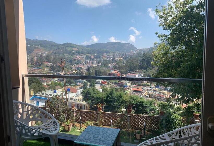 带大床的标准间, Beverly Villa