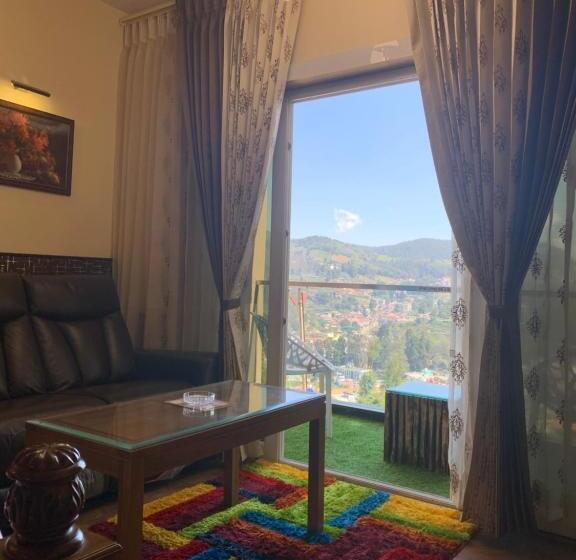 带大床的标准间, Beverly Villa