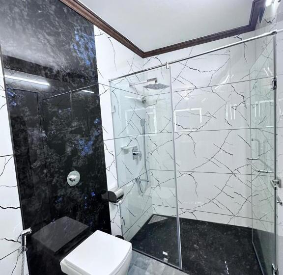 小型套房, Beverly Villa