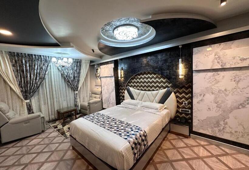 四人标准间, Beverly Villa