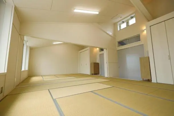 ファミリールーム, Chikura Tsunagu