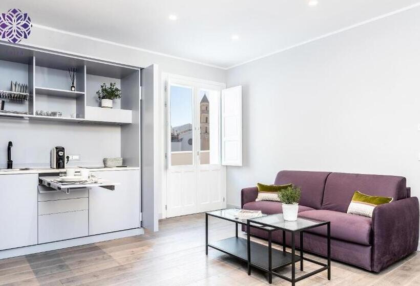 Suite with Terrace, Eulalia32