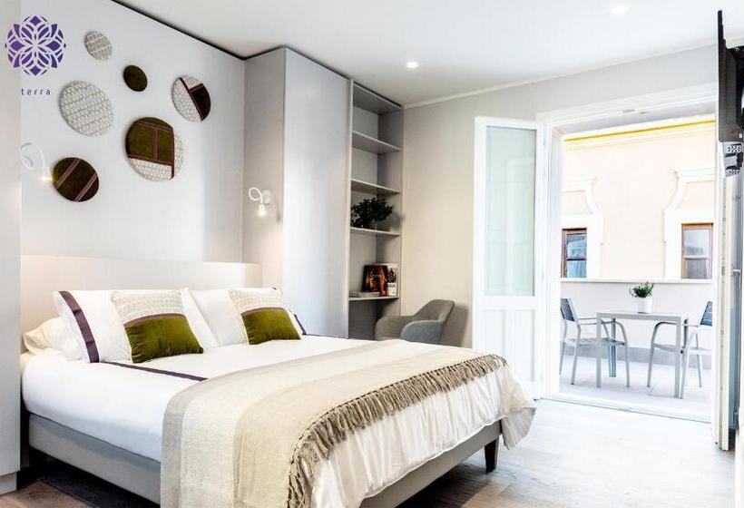 Suite with Terrace, Eulalia32