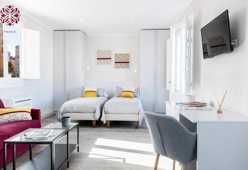 اتاق استاندارد با تراس, Eulalia32