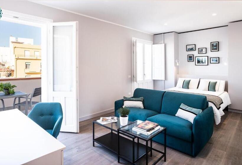 اتاق استاندارد با تراس, Eulalia32