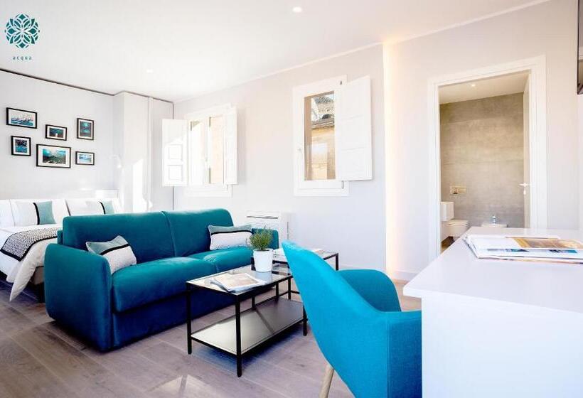 اتاق استاندارد با تراس, Eulalia32