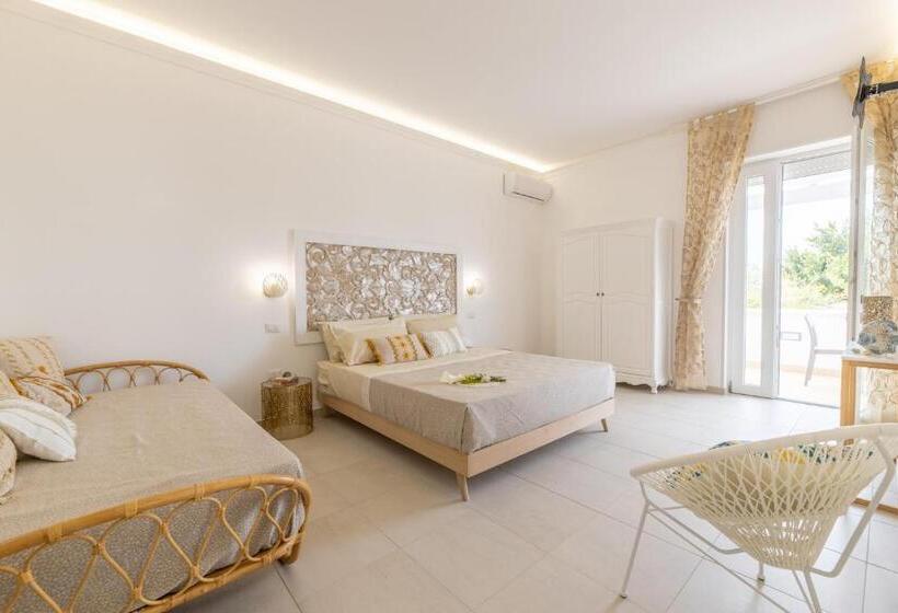 חדר דלוקס לשלושה, Oro Blu