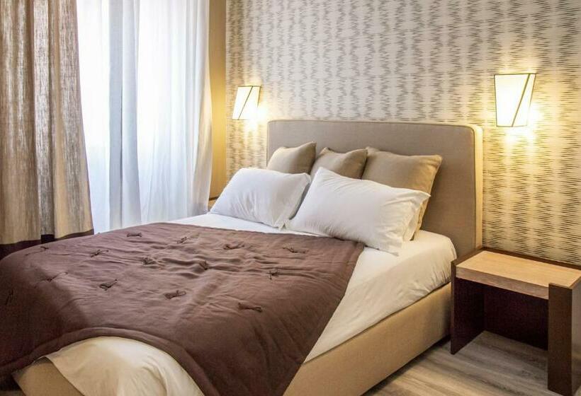 غرفة ديلوكس, Don Franco