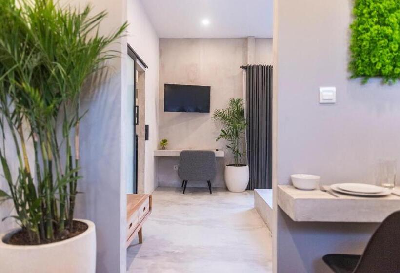 ファミリーステューディオ, Canggu Dream Studios & Villas