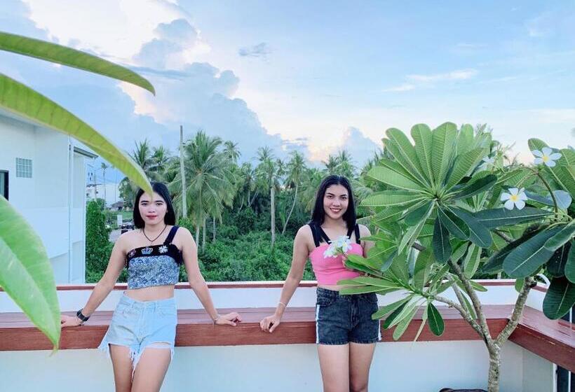 Кровать в Общей Комнате, Sleepbox Hostel Suratthani