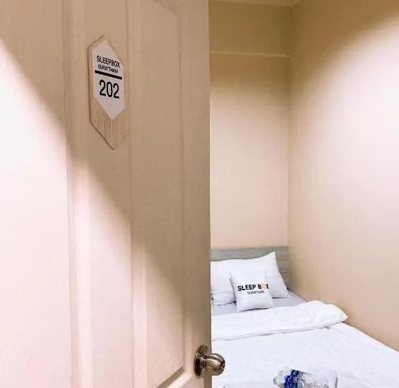 اتاق استاندارد, Sleepbox Hostel Suratthani