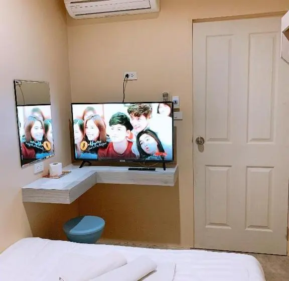 اتاق استاندارد, Sleepbox Hostel Suratthani