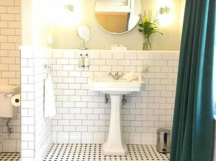 Номер Deluxe, Rand Club Suites