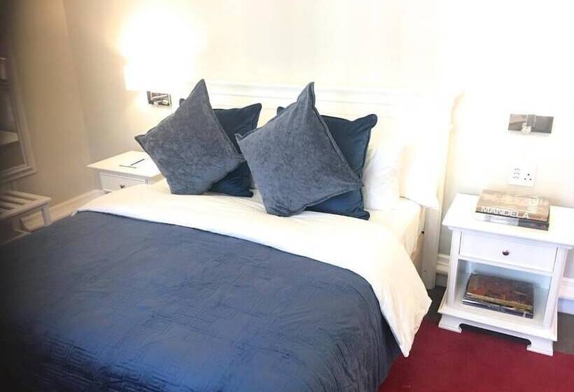 Номер Deluxe, Rand Club Suites