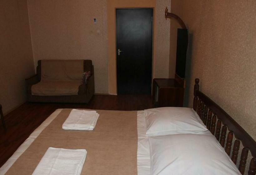 اتاق استاندارد, Zarzma