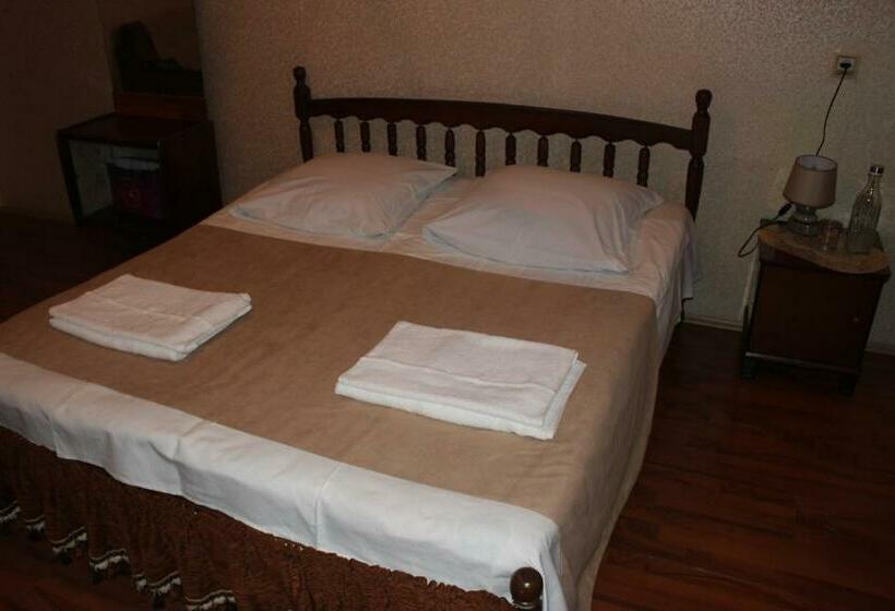 اتاق استاندارد, Zarzma