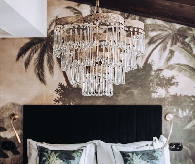 1 Bedroom Penthouse Apartment, Ocho Suites & Kitchen