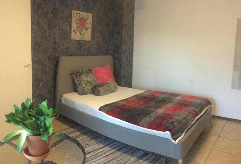 اتاق استاندارد, Harbour Hostel Tallinn