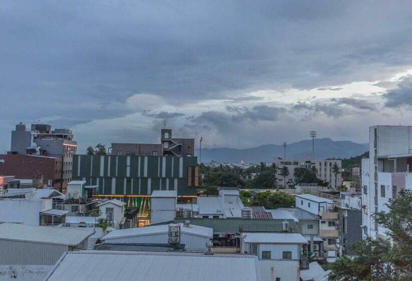 اتاق استاندارد چهار تخته, Seeing Inn