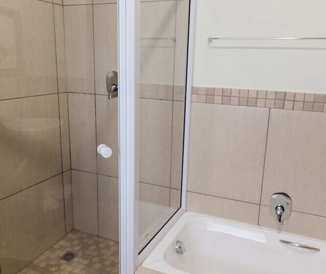 חדר משפחתי, Umthunzi Hotel And Conference