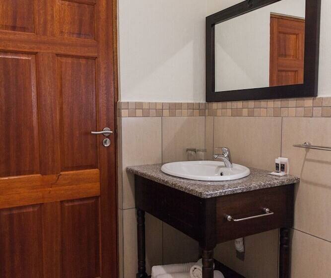 חדר משפחתי, Umthunzi Hotel And Conference