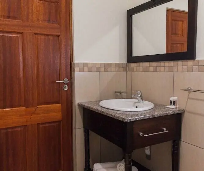 ファミリールーム, Umthunzi Hotel And Conference