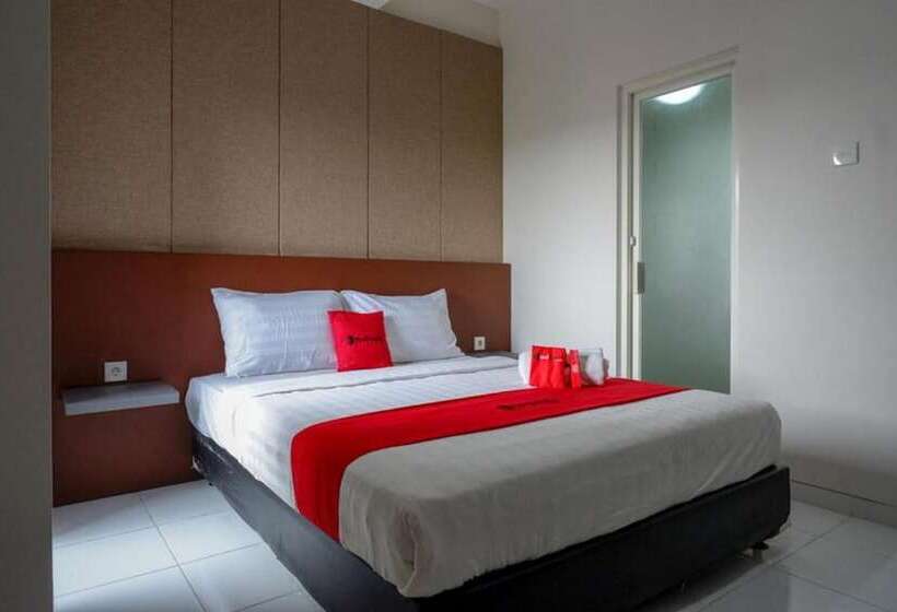 Номер Стандарт, Reddoorz Apartment Near Exit Toll Colomadu