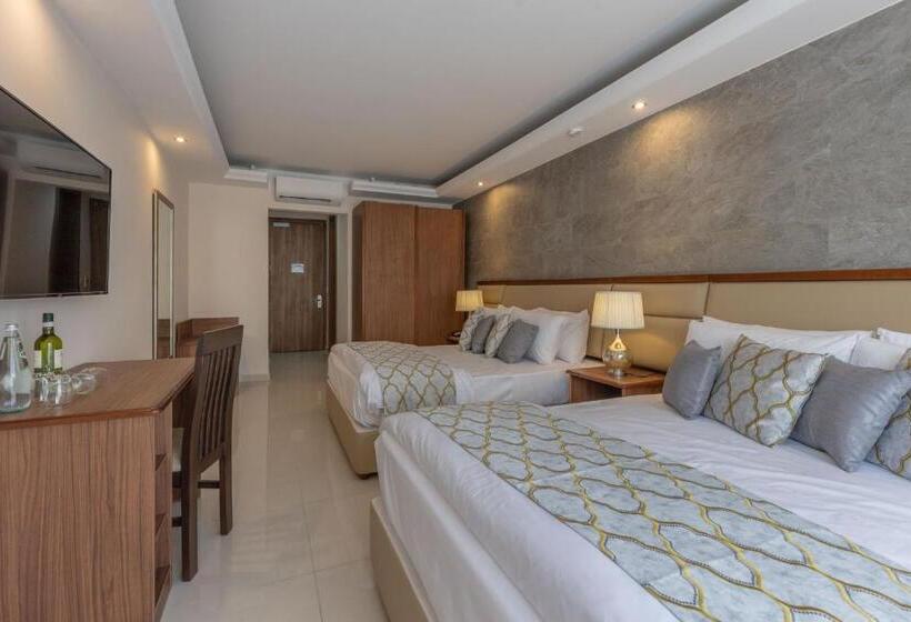 اتاق استاندارد چهار تخته, Dun Gorg Guest House