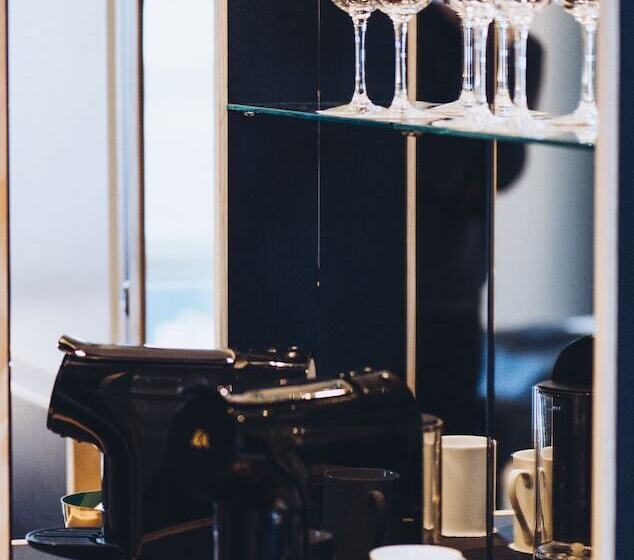 חדר סטנדרט, Brandan