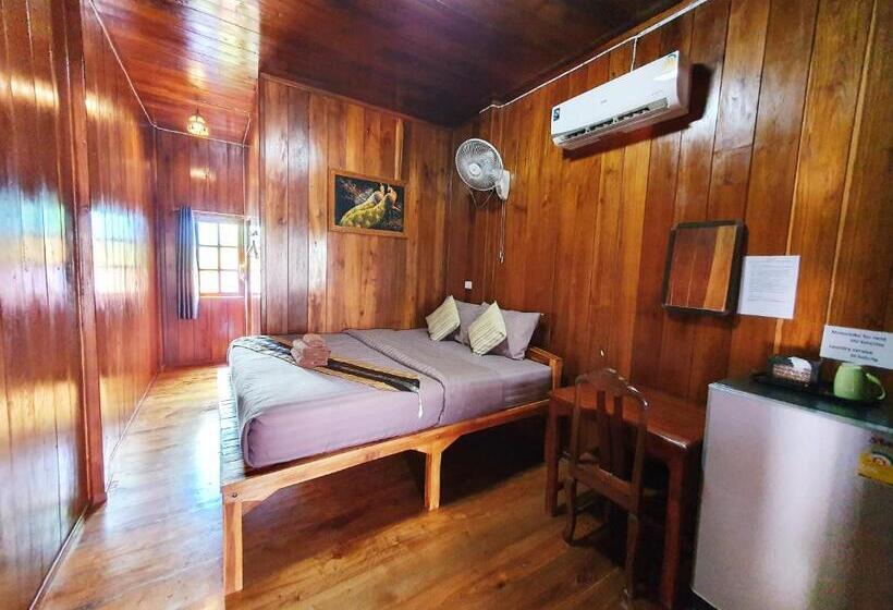 Номер Deluxe с Балконом, Perfect Resort Sukhothai & Motorbikes For Rent & Bicycles For Rent