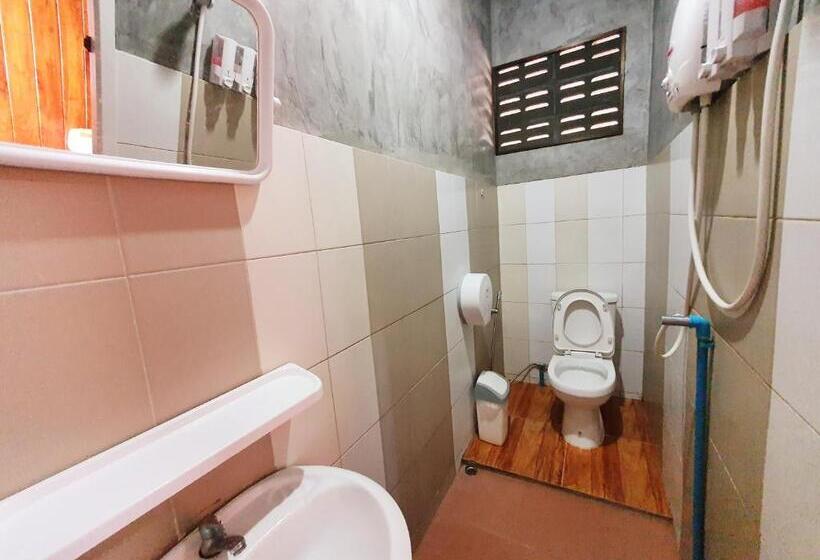 חדר סופריור לשלושה, Perfect Resort Sukhothai & Motorbikes For Rent & Bicycles For Rent